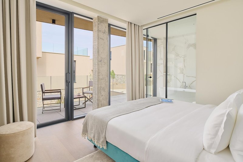 Petram Resort & Residences 32