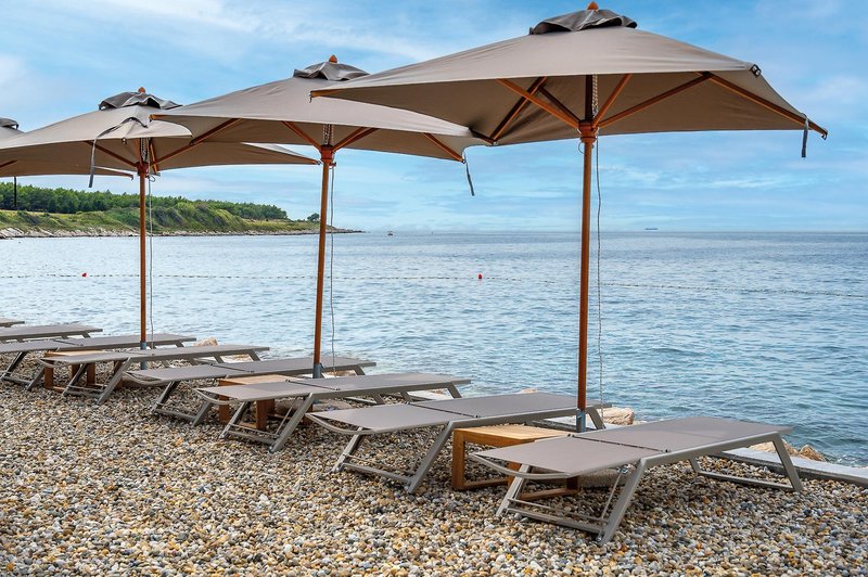 Petram Resort & Residences 34