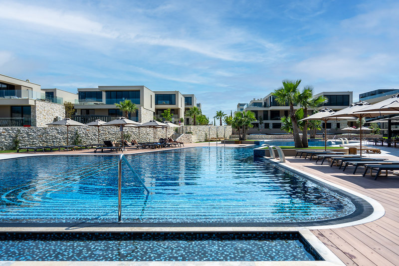 Petram Resort & Residences 1