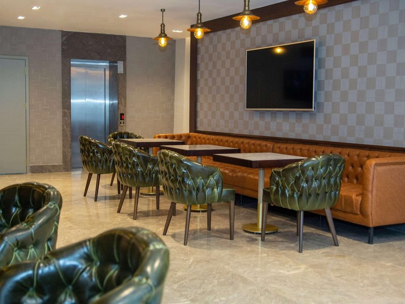 Days Inn by Wyndham Istanbul Bomonti 7