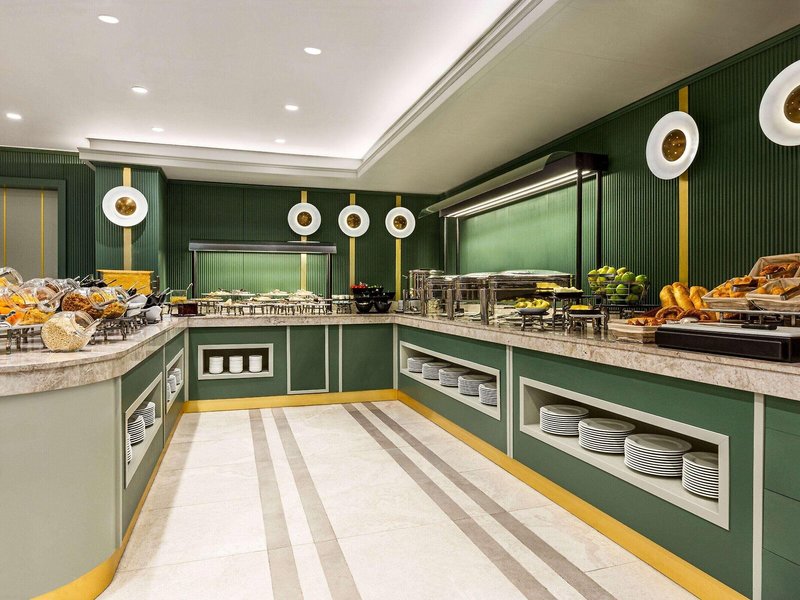 Days Inn by Wyndham Istanbul Bomonti 13