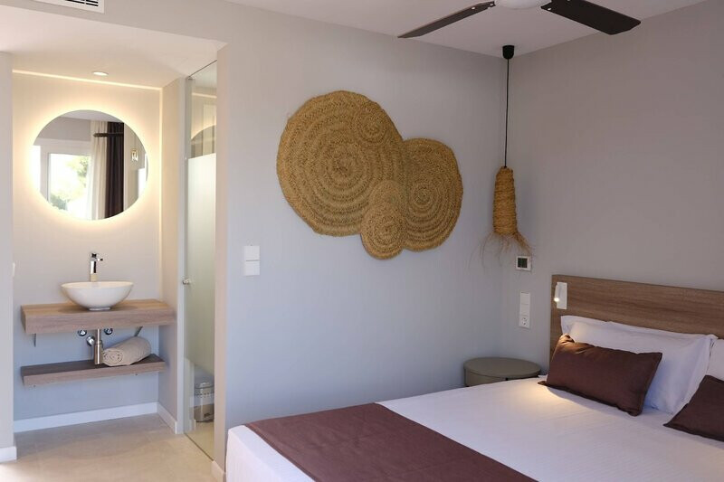 Eques Petit Resort 7