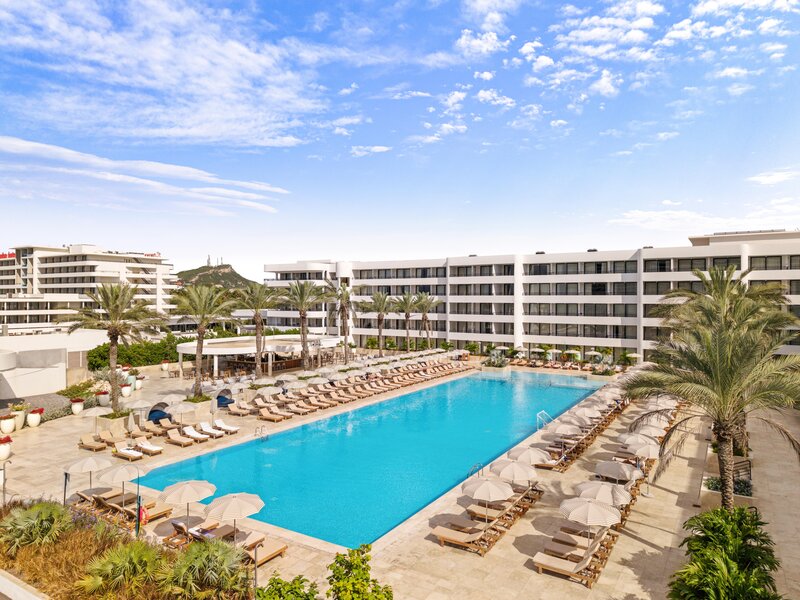 The Rif at Mangrove Beach Corendon Curacao All-Inclusive, Curio by Hilton 10