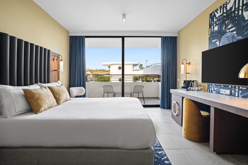 The Rif at Mangrove Beach Corendon Curacao All-Inclusive, Curio by Hilton 40