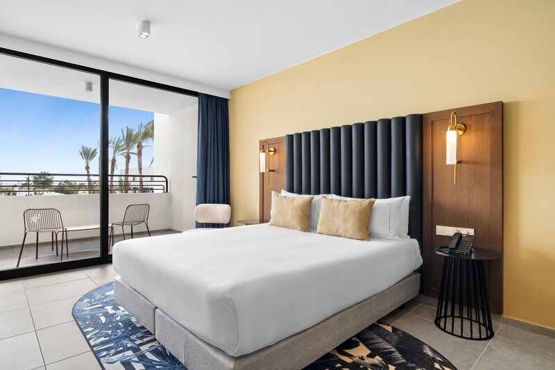 The Rif at Mangrove Beach Corendon Curacao All-Inclusive, Curio by Hilton 61