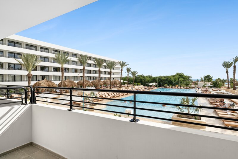 The Rif at Mangrove Beach Corendon Curacao All-Inclusive, Curio by Hilton 63