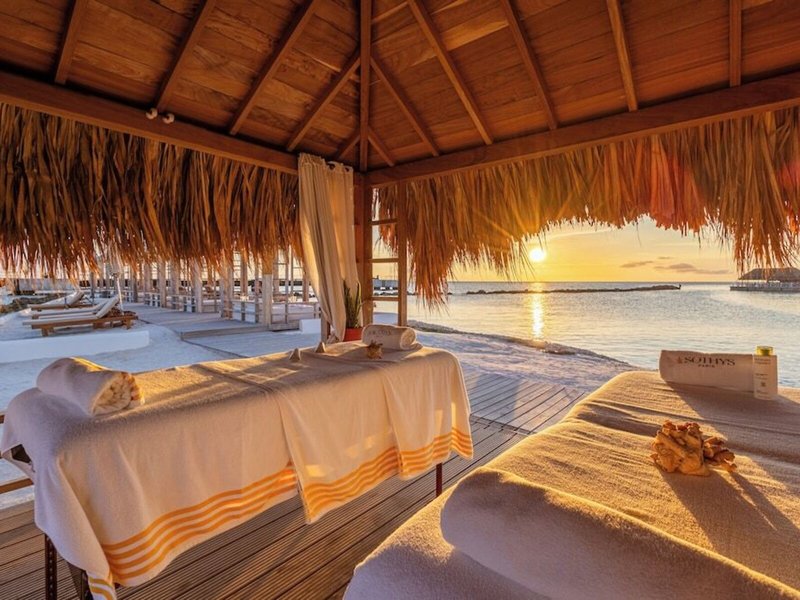 The Rif at Mangrove Beach Corendon Curacao All-Inclusive, Curio by Hilton 3