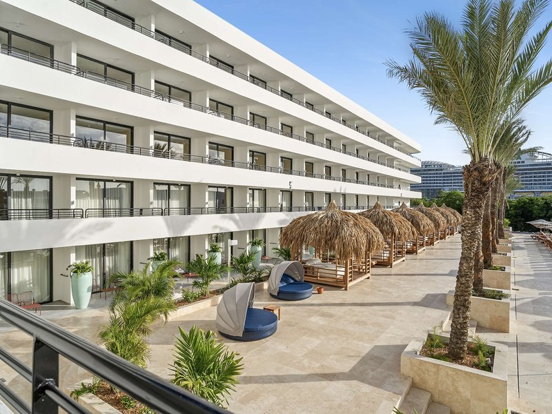 The Rif at Mangrove Beach Corendon Curacao All-Inclusive, Curio by Hilton 4