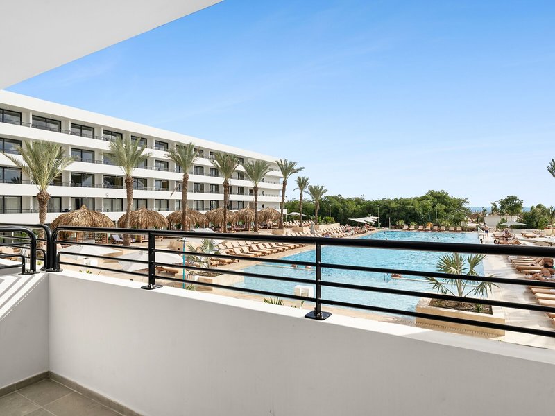 The Rif at Mangrove Beach Corendon Curacao All-Inclusive, Curio by Hilton 19
