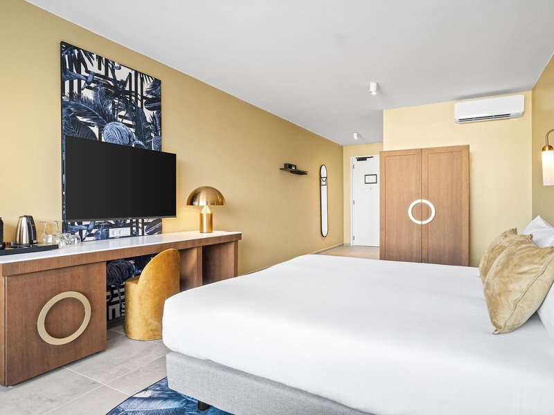 The Rif at Mangrove Beach Corendon Curacao All-Inclusive, Curio by Hilton 45