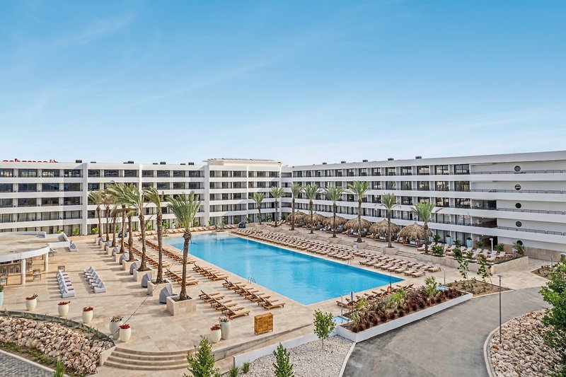 The Rif at Mangrove Beach Corendon Curacao All-Inclusive, Curio by Hilton 1