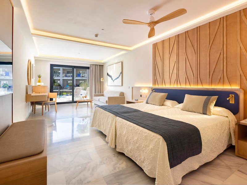 Hipotels Barrosa Palace 33