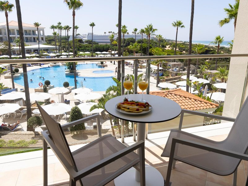 Hipotels Barrosa Palace 39