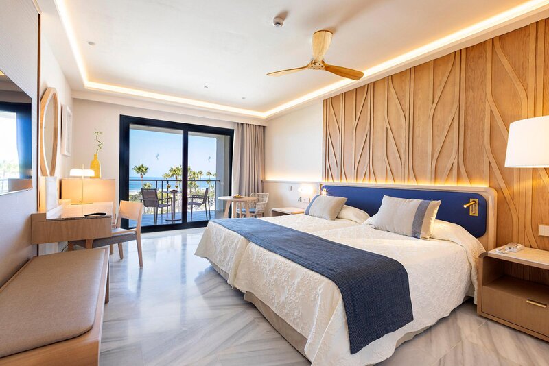 Hipotels Barrosa Palace 14