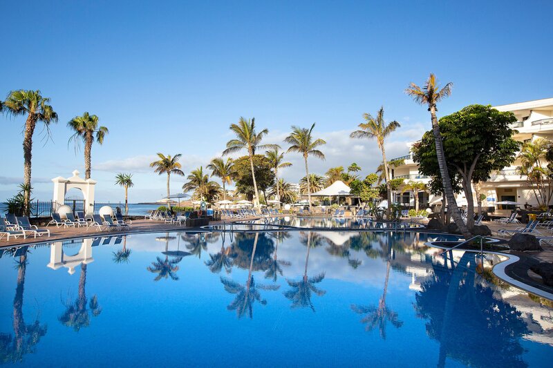 TUI BLUE Natura Palace 18