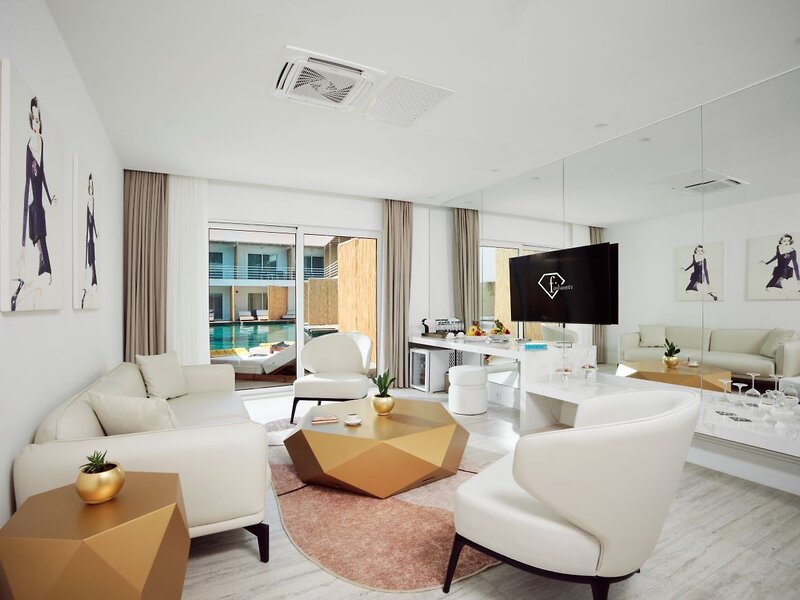 FashionTV Luxe Resort 37