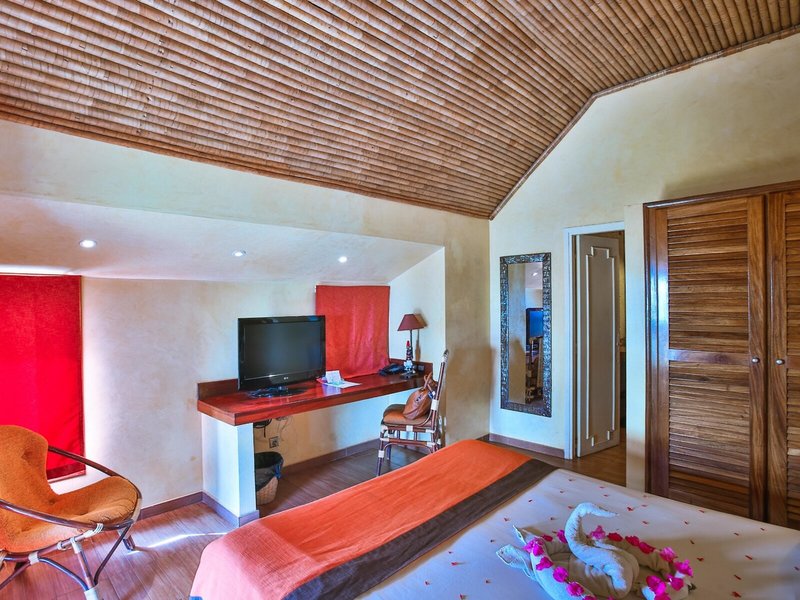 Royal Horizons Baobab 14