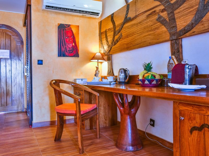 Royal Horizons Baobab 19