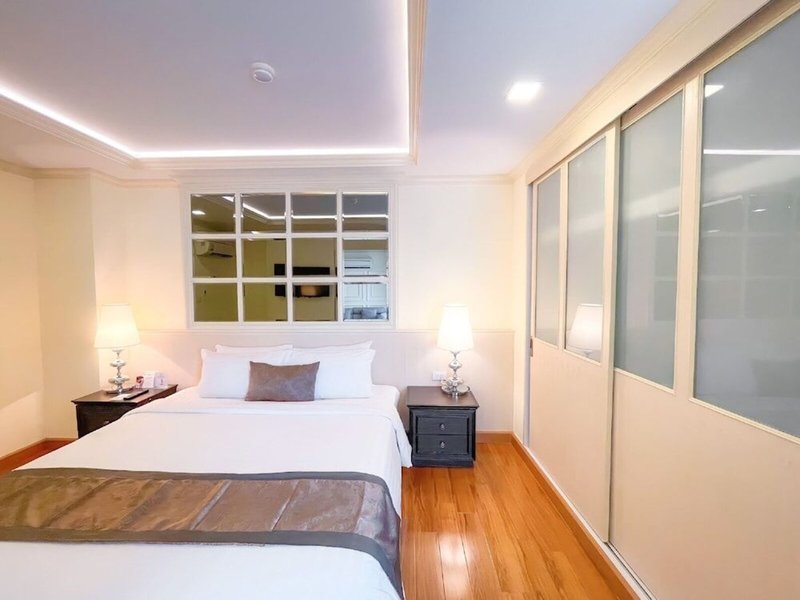 Syama Hana Executive Apartment Thonglor 17