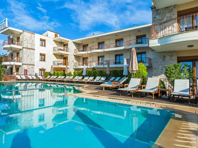 Nereides Hotel 8