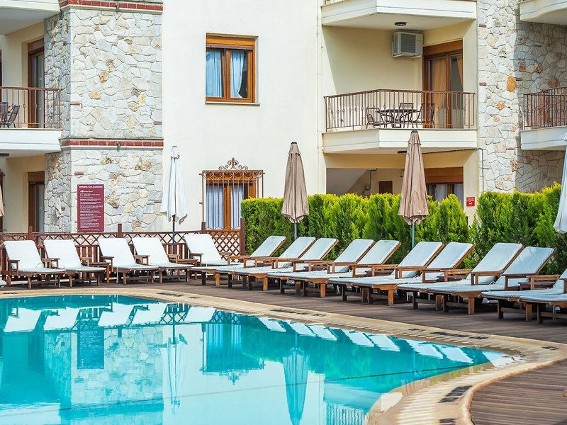 Nereides Hotel 10