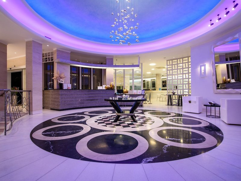 La Mer Deluxe Hotel & Spa 25