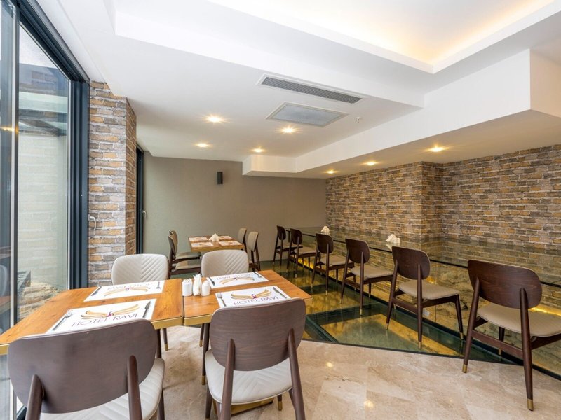 Hotel Ravi 18