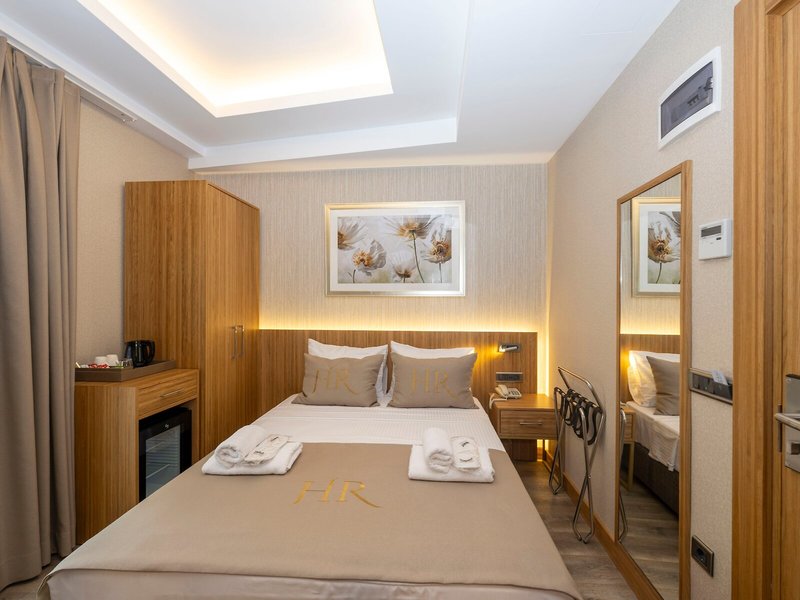 Hotel Ravi 32