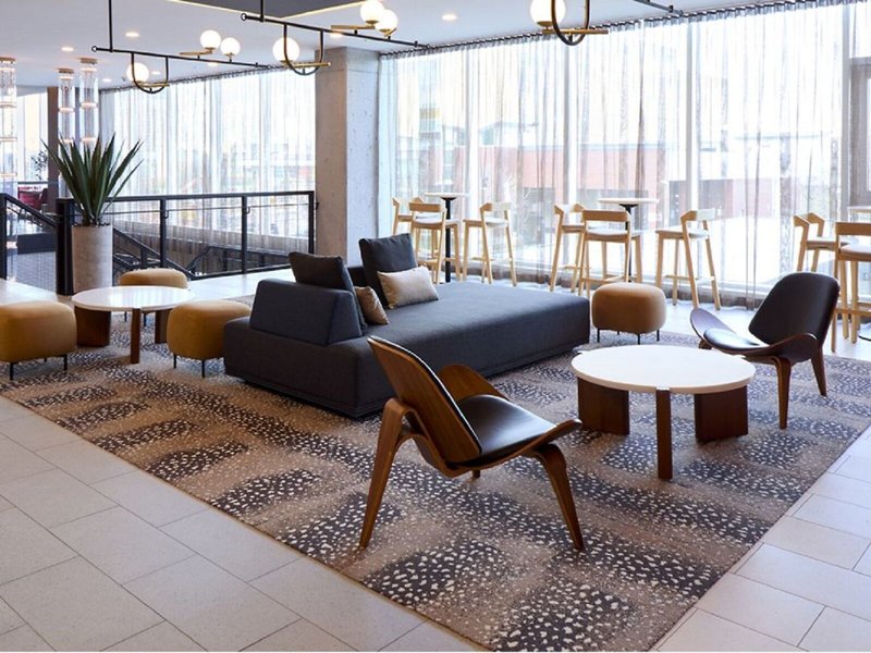 Courtyard By Marriott Montreal Laval 5