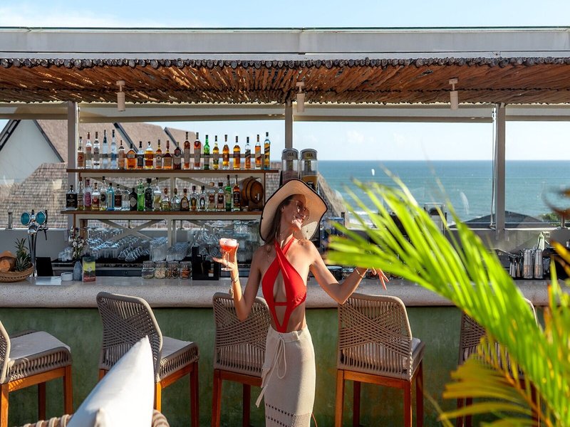 Secana Beachtown 18