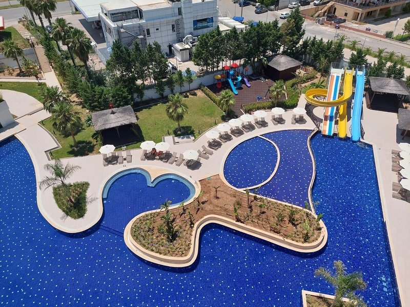 Sirius Town 13