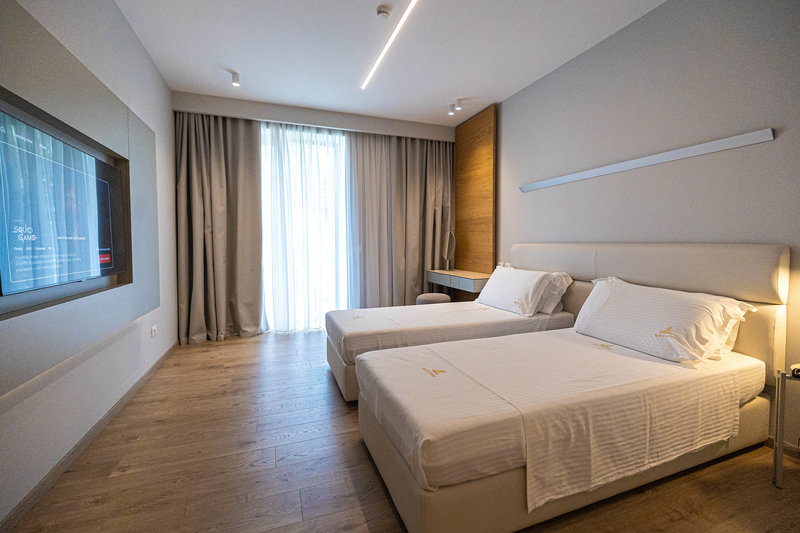Navy Hotel 15