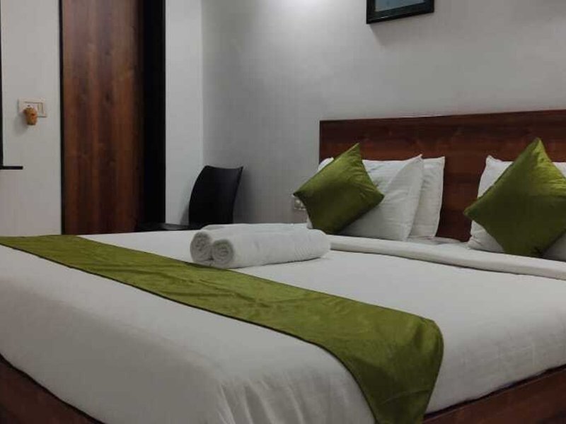 Calangute Village Royale By Urban Getaway Resort 8