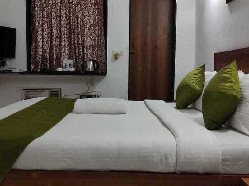 Calangute Village Royale By Urban Getaway Resort 10