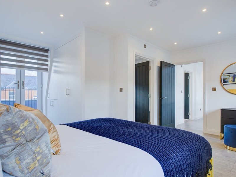 Hybrid Resi - Fulham 28