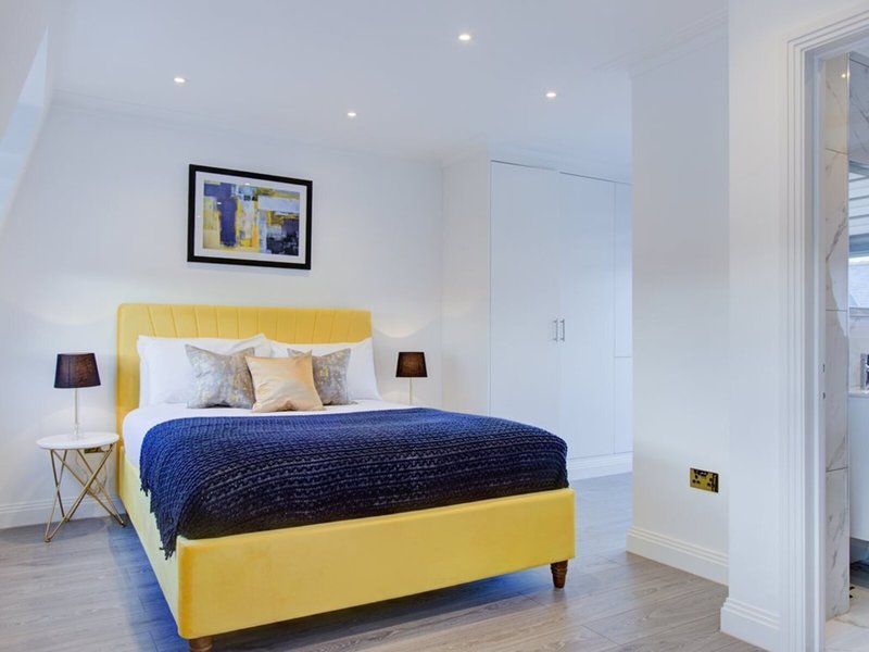 Hybrid Resi - Fulham 29