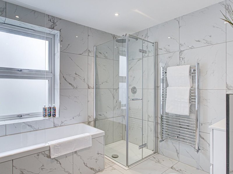 Hybrid Resi - Fulham 30