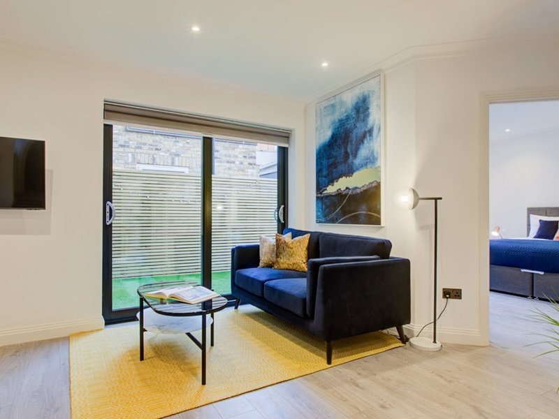 Hybrid Resi - Fulham 39