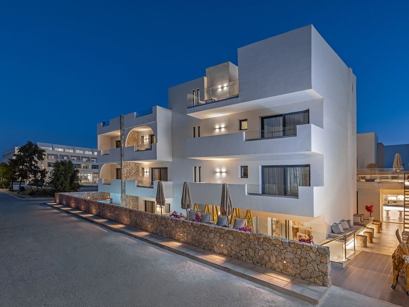 Cabana White Boutique Hotel & Suites 2