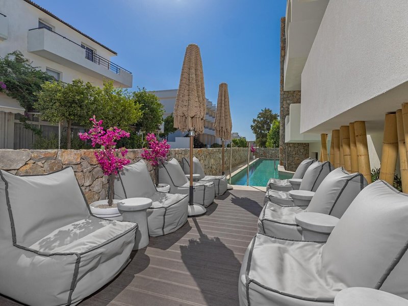 Cabana White Boutique Hotel & Suites 6