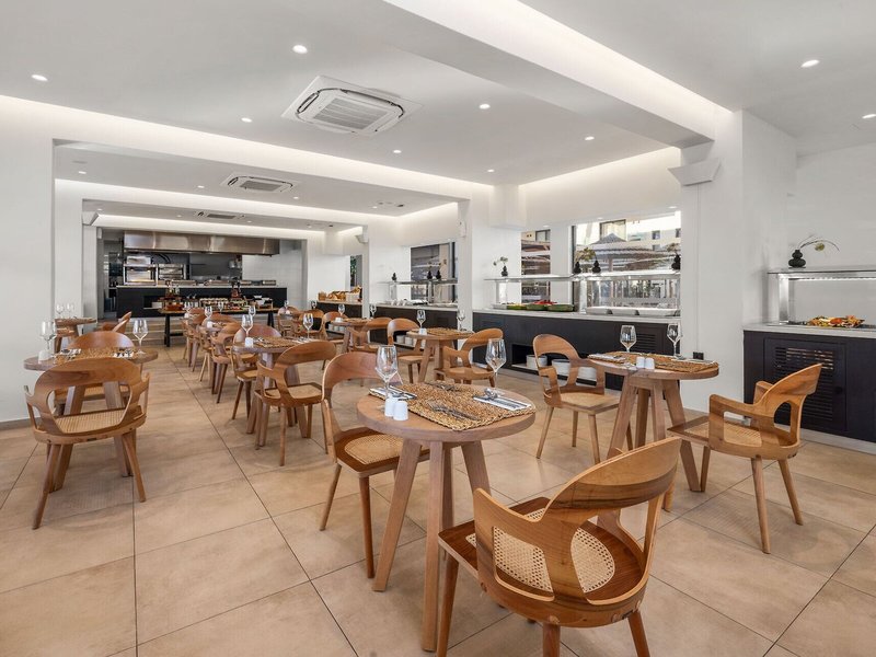 Cabana White Boutique Hotel & Suites 20