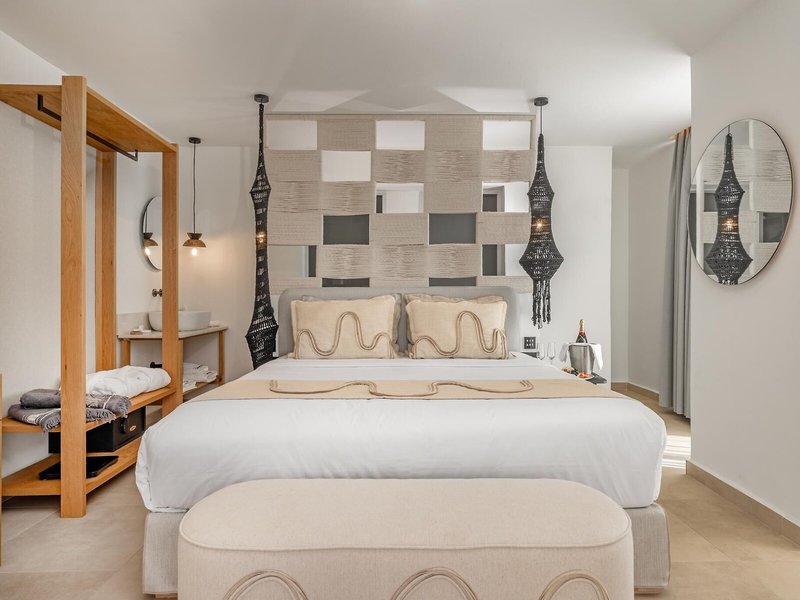 Cabana White Boutique Hotel & Suites 22