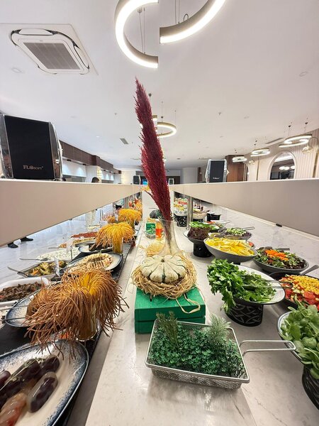 Side Moon Palace Hotel 10