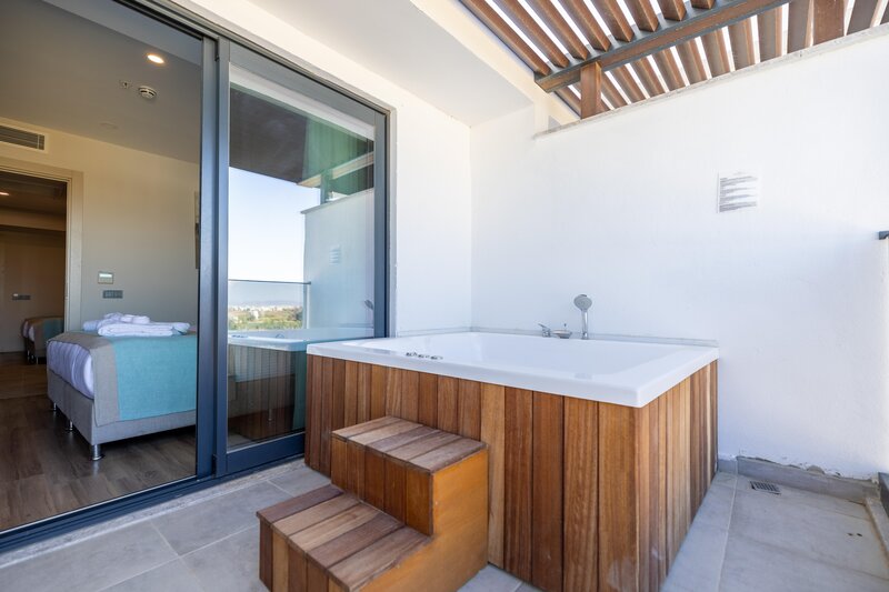 Side Moon Palace Hotel 170