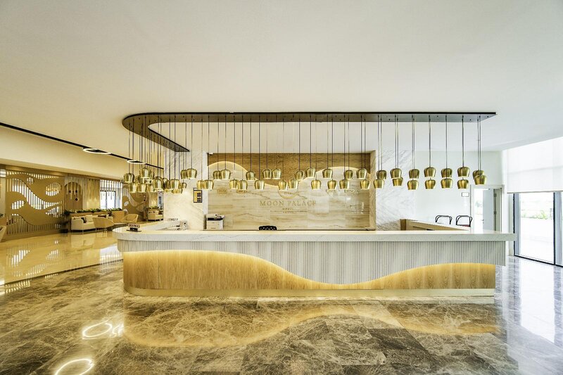 Side Moon Palace Hotel 176