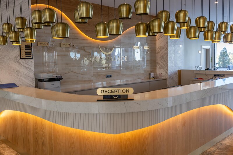 Side Moon Palace Hotel 181