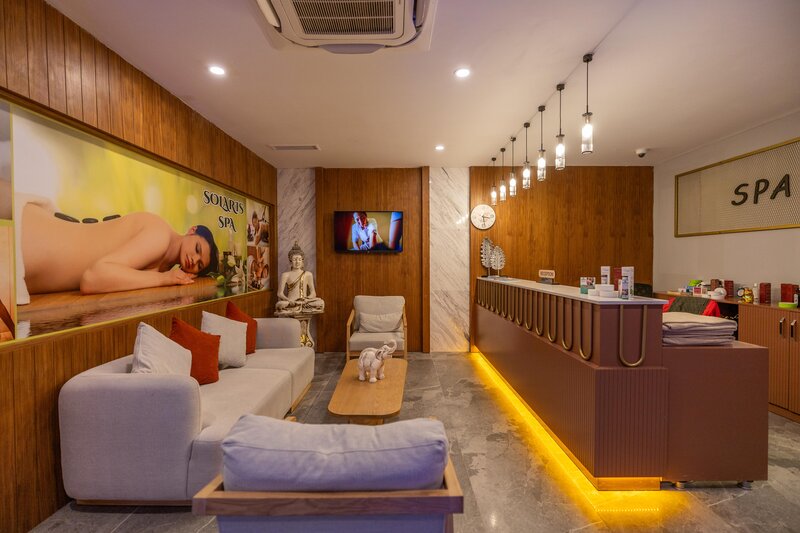 Side Moon Palace Hotel 192