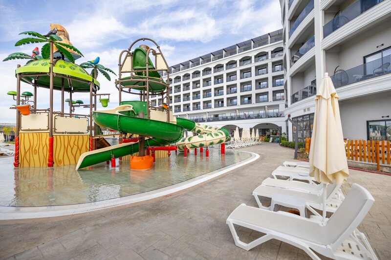 Side Moon Palace Hotel 259