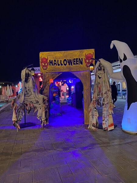 Side Moon Palace Hotel 263