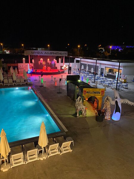 Side Moon Palace Hotel 266